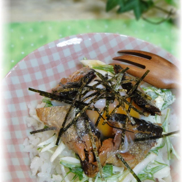 電気ガスを使わず★さんま缶で蒲焼き月見丼(レシピ)