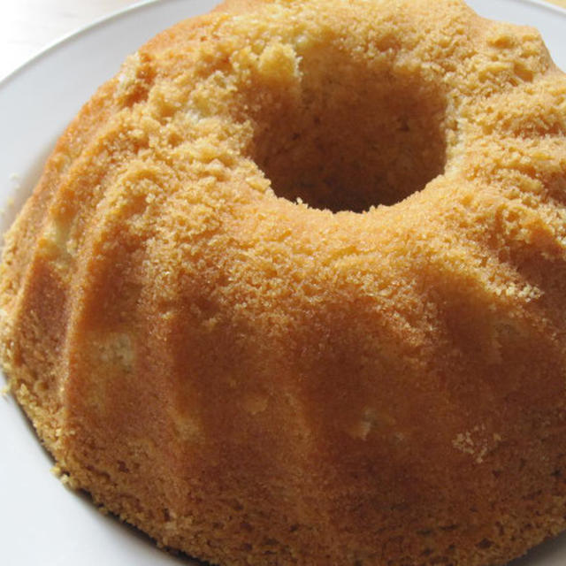 Sockerkaka med kardemumma/ カルダモン風味のケーキ