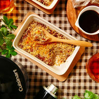 Cuisinart(クイジナート)のチョッパーで時短調理☆さらに！！！じゃがいもを茹でる鍋や玉ねぎやひき肉を炒める大きなフライパン不要！！！包丁、まな板なども使わないで作ろうと思えば作れちゃう！！！丸めるのも不要！！！！小麦粉、卵、つける時のバットなどまでも不要！！！！！焼き時間は長めで少々時間がかかるけれど焼き中はほとんど放置できちゃう♪お手軽簡単！！！！！！キッチンバサミと耐熱容器とチョッパーと電子レンジでタネが完成！箸やスプーンですくって食べれちゃう★お肉がたっぷりだけれども揚げずにヘルシー「サックサク★ジューシー♪お肉たっぷり！グラタン皿deオーブン焼きスコップコロッケ」【レシピ 1782】