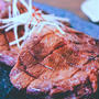 肉厚やわらか、旨み満点！牛タンの塩焼き