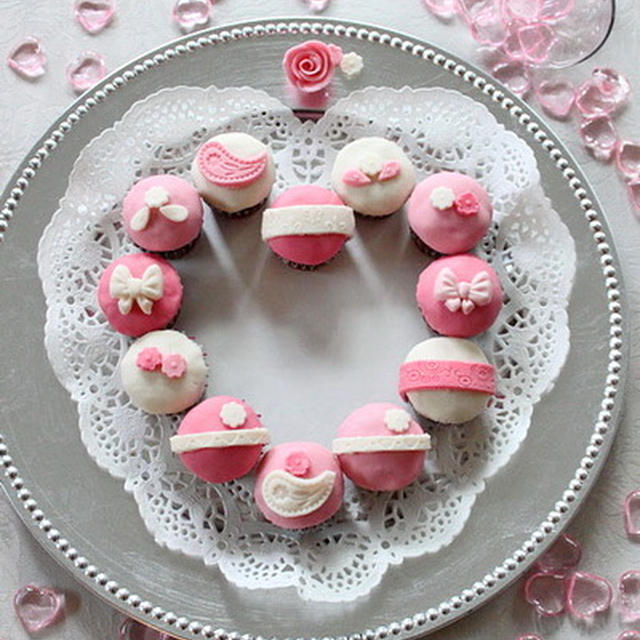 バレンタインに ミニカップケーキ By Hannoahさん レシピブログ 料理ブログのレシピ満載