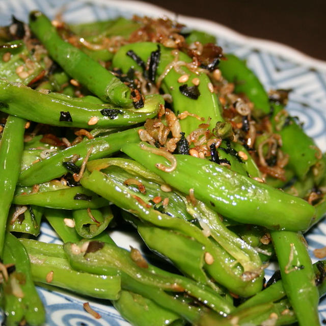 ししとうと野沢菜ちりめんの醤油炒め