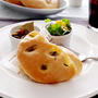 焼きたてフォカッチャと茸とルッコラと・・・♪