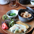 白身魚の味噌マヨ春巻き と 麻婆豆腐・プレート。タラと野菜の蒸篭蒸し（フーディストノート）
