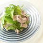 セロリとゆで豚肉の白ワインビネガー和え