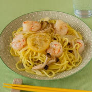 えびとセロリの塩レモン焼きそば