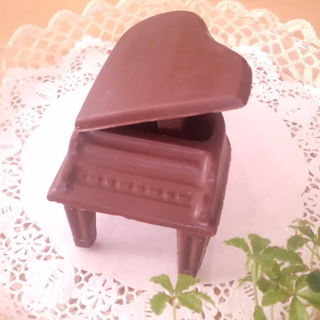 グランドピアノのチョコレート
