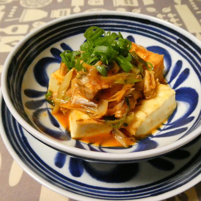 鯖缶と厚揚げの煮物