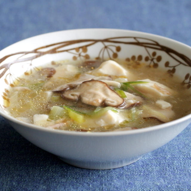 椎茸と葱の中華スープ