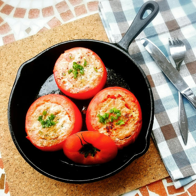 スキレットで トマトのファルシ By Mamas Dishesさん レシピブログ 料理ブログのレシピ満載