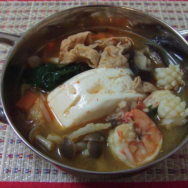 スーパー簡単 韓国のお鍋　スンドゥブチゲ