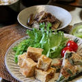 高野豆腐の唐揚げ　と　たけのこご飯。タッパ詰めのおかず。