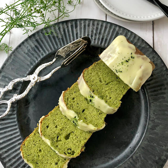 新、生クリームで作る抹茶のパウンドケーキ