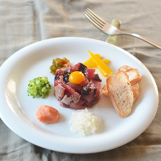 行者にんにく,塩らっきょう,明太マヨで かつおのタルタル風