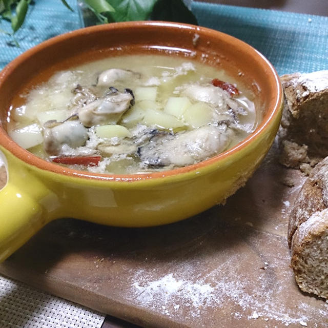 オイルが美味しい☆牡蠣とポテトのアヒージョ