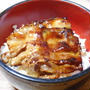 豚バラ肉のかば焼き丼