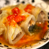 白菜豚肉ロール　トマトあんかけ
