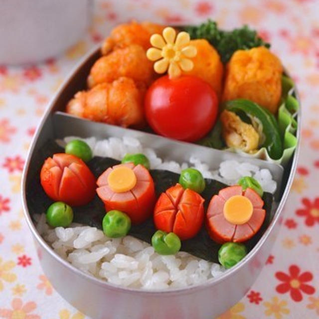 昭和レトロなお花のお弁当 By Akinoichigoさん レシピブログ 料理ブログのレシピ満載