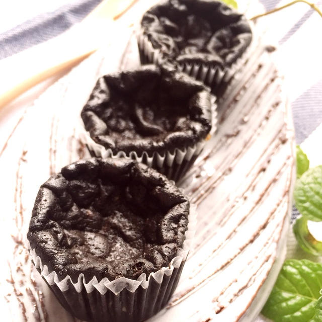 ブラックココアのミニチーズケーキ By かりんさん レシピブログ 料理ブログのレシピ満載
