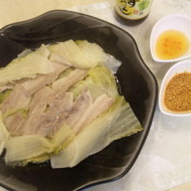 豚バラ肉と白菜の蒸し