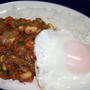 コンビーフと大豆のドライカレー