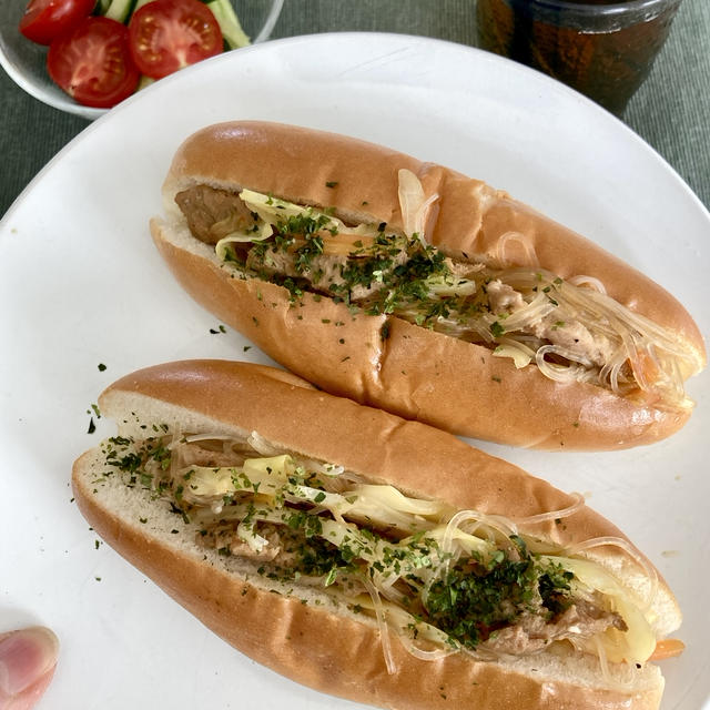 精進料理 大豆のお肉のチャプチェで惣菜パン