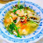 シャキシャキした食感が食欲をそそる " 海老と水菜の卵スープ "