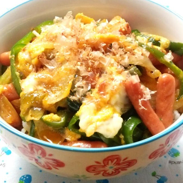 ピーマンとポークビッツの卵とじ丼 By Snow Kitchen さん レシピブログ 料理ブログのレシピ満載