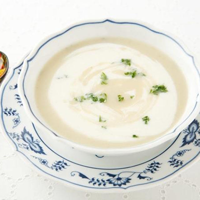 ヨーグルト仕立てのじゃがいもの冷製スープ ビシソワーズのレシピ/作り方