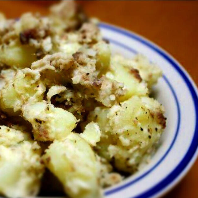 アンチョビとクリームチーズのポテトサラダ By Monedaさん レシピブログ 料理ブログのレシピ満載