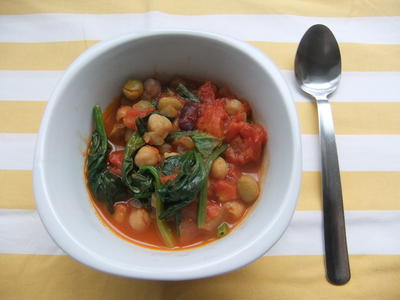 豆とトマトとホウレンソウのシチュー【Bean, Tomato and Spinach Stew】