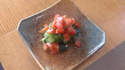 きゅうりの浅漬け　ホットかけトマ