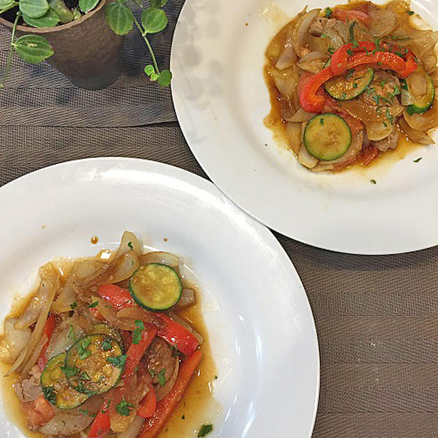 時短!!食欲をそそるカレー味でカラフル野菜たっぷりの豚肉の炒め物!!今日の富士山綺麗　♪♪