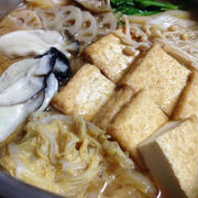 牡蠣の練りごま入りみそ鍋