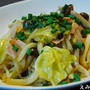 vol.216 「電子ﾚﾝｼﾞで、お野菜たっぷり蒸しうどん♪」&飛ぶ研究員２☆