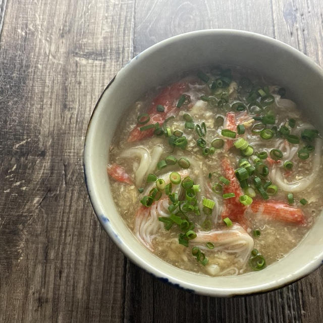 カニカマのあんかけ卵うどん