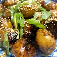 てりてり小玉じゃがいもの揚げ焼き