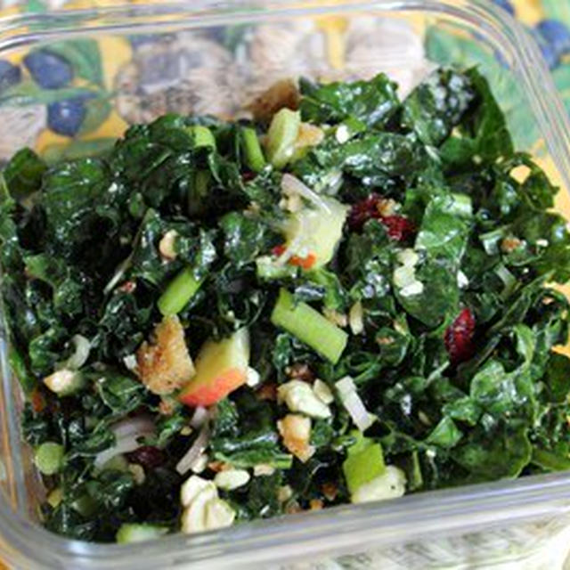 手揉みケールサラダ Kale Salad By Tomomiさん レシピブログ 料理ブログのレシピ満載