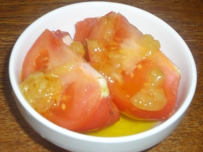トマトの塩レモンオリーブソース