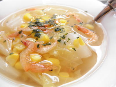 白菜とコーンの中華風スープ☆