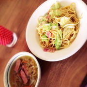 キャベツとベーコンの、塩パスタ＊