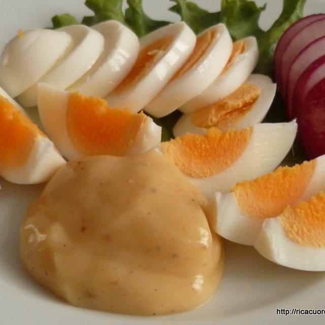 Oeufs durs mayonnaise de Rica (ゆで卵と自家製マヨネーズ)