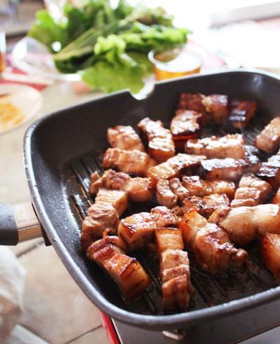 豚バラ焼肉・サムギョプサル(韓国料理)