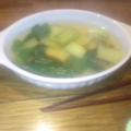 青梗菜のコンソメスープ by ギザギザ仮面さん