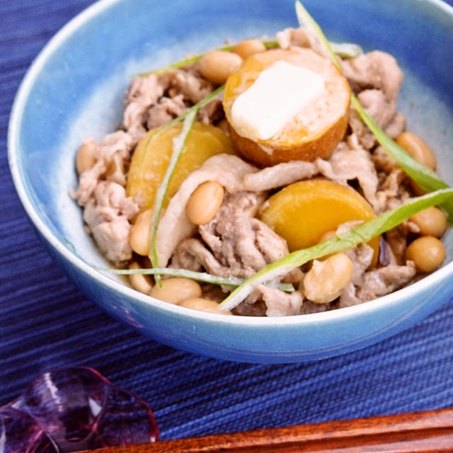 簡単☆ほっこり♪豚こま肉のじゃがバタ煮