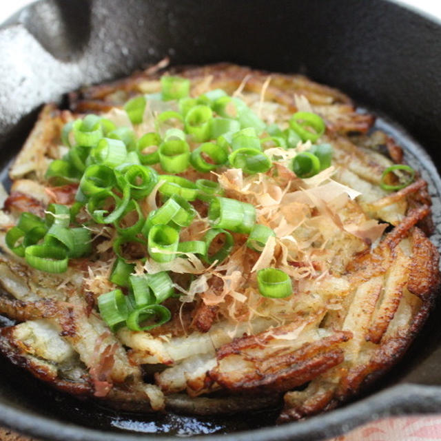 スキレットで長芋の和風ガレット、焦がししょうゆ味♪