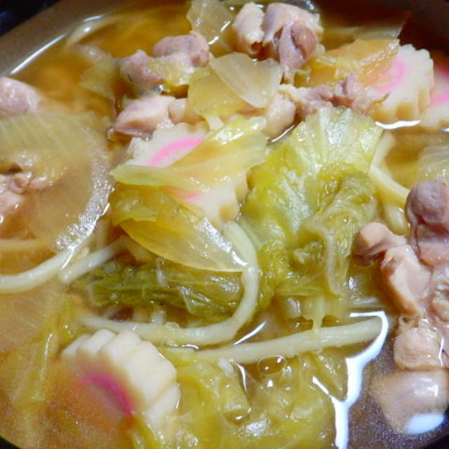 味噌鍋の残りスープを使った簡単醤油ラーメン