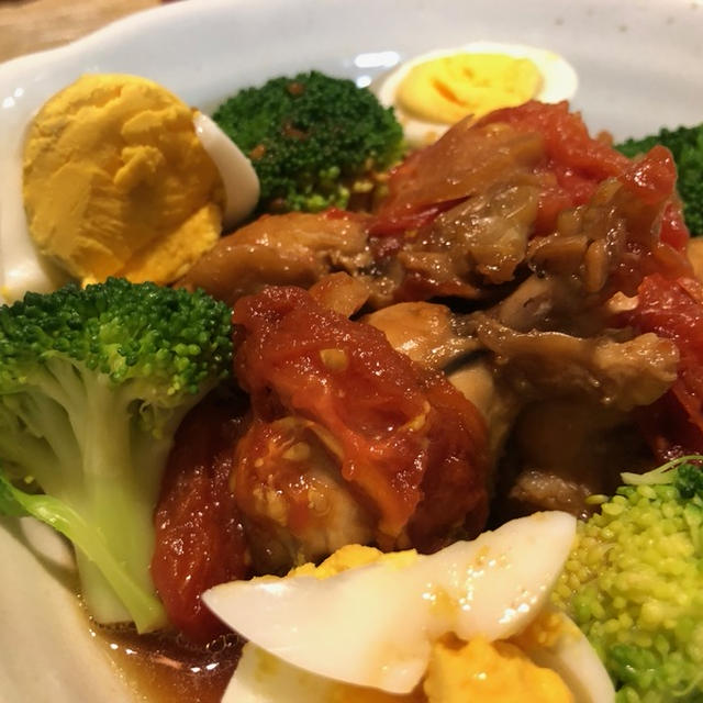 鶏肉とトマトのさっぱり煮。煮汁ごと美味しくいただけます(#^.^#)♪　それとおやつの話。