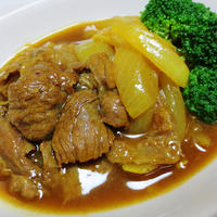 牛すじと玉ねぎのカレー煮【スパイシー♪】
