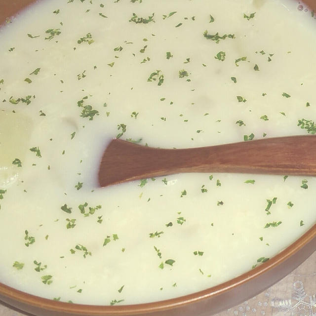 豆乳と味噌入りスープ